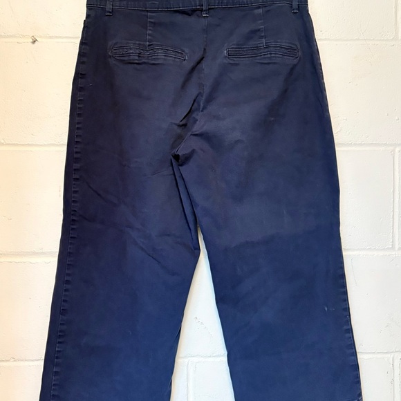 Women's Blue Wide-leg Crop Pant - Picture 2 of 3